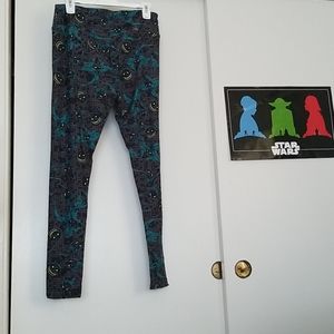 Lularoe nightmare before christmas leggings